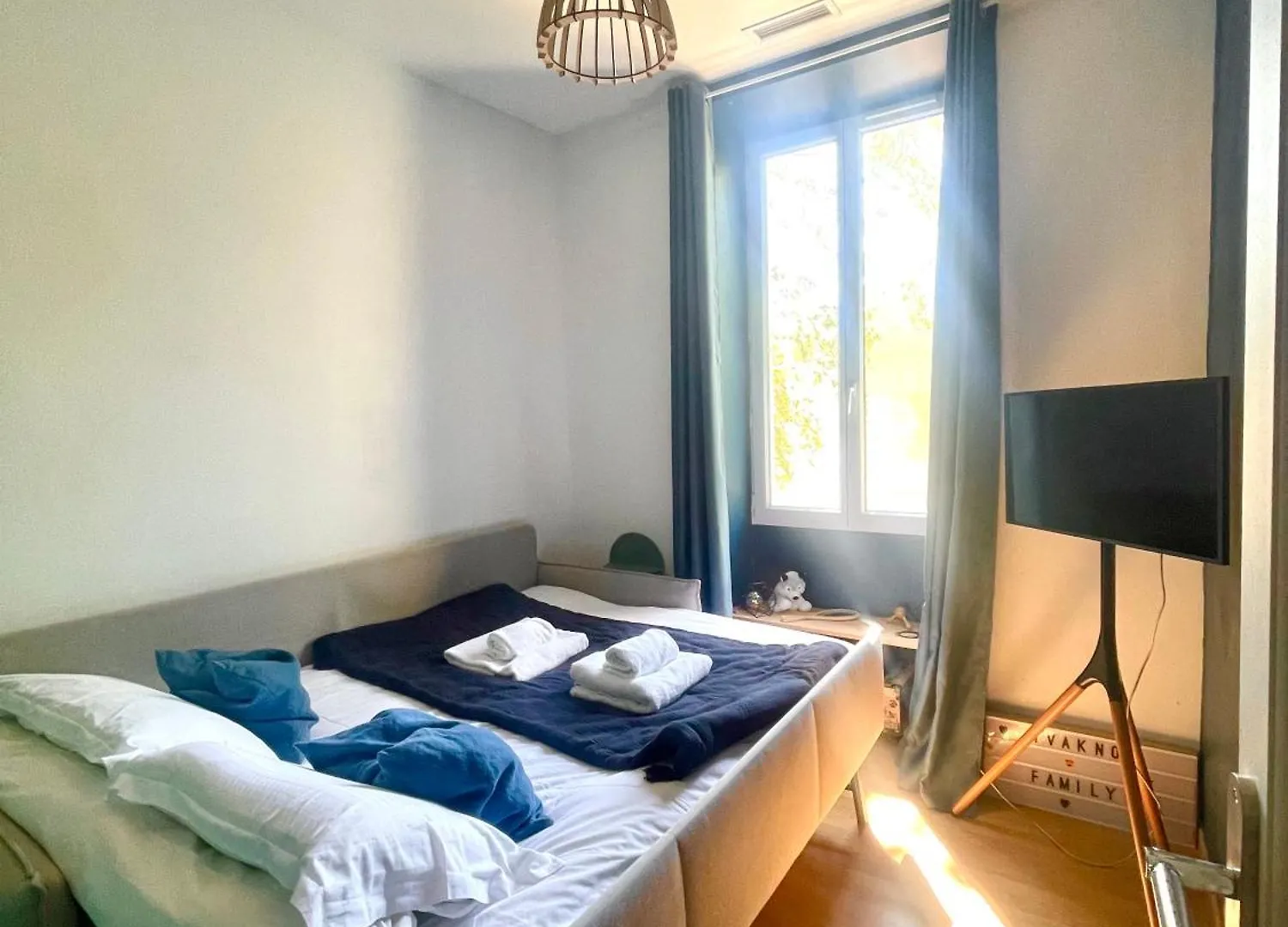 Maison Florence Ivakno Coudoux Guest house